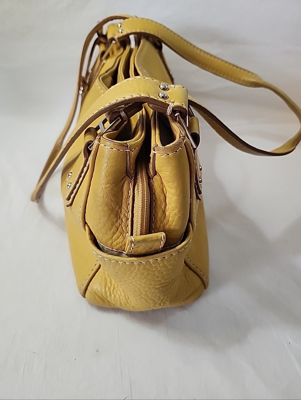 Vtg Y2k Fossil Mustard Yellow Pebbled Leather Shoulder Bag Purse w silver key - Picture 2 of 15